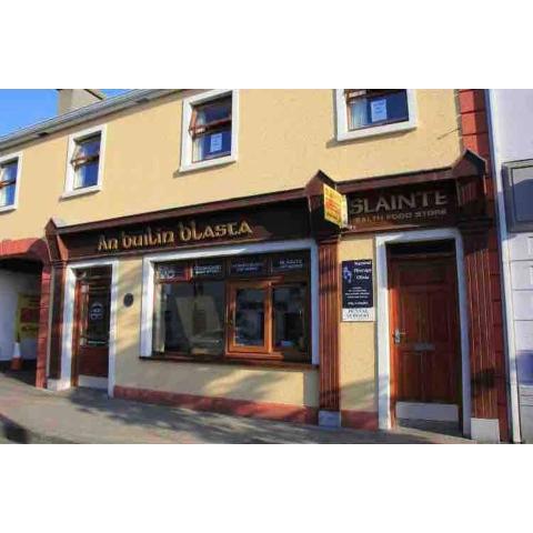 Barbers Hall Apartment Town Center