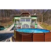 Beautiful home in Madzarevo with Sauna, 4 Bedrooms and WiFi