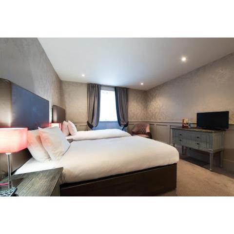 Brooks Hotel