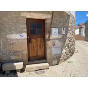 Capalonga - Casa típica de aldeia