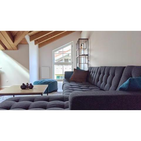Edle Penthouse Wohnung - 3 SZ, 2 Balkone, Tiefgarage und ganz viel Platz