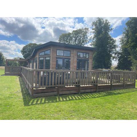 Glasshouse lodge