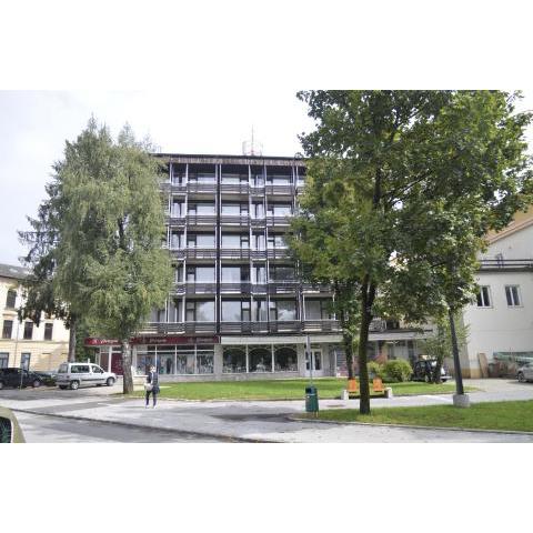 Grajski Dvor