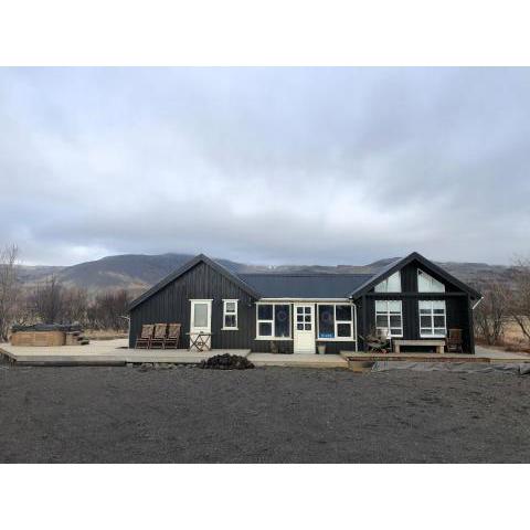 Grund Cabin