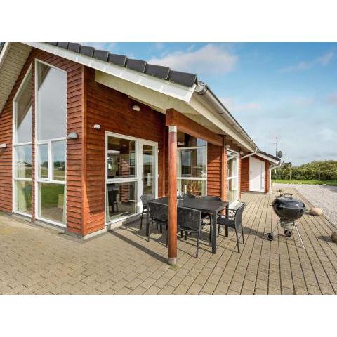 Holiday Home Cristine - 400m from the sea in Western Jutland by Interhome