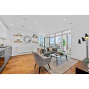 Luxurious two bedroom flat with scenic views