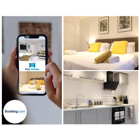 Modern Two Bedroom By Keysleeps Short Lets Northampton With Free Parking Garden Contractor Leisure