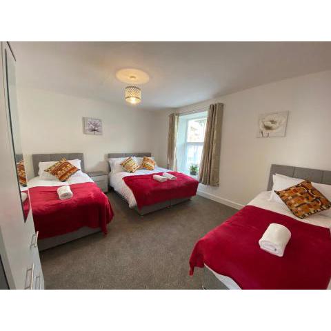 Octagon Apartment 3