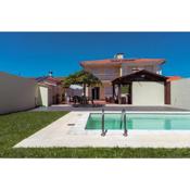 Retiro da Atafona Beach Pool House Yellow