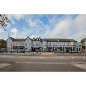 Rossmore Hotel