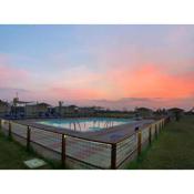Safari Tent Lodge in Riotorto-Piombino-Li with Garden