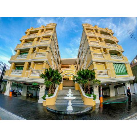 Siri Heritage Bangkok Hotel - SHA Extra Plus