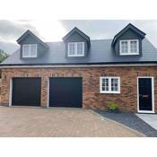 The Lodge at Crown Point, Entire place, private parking, ev point, brand new