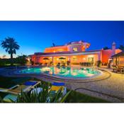 Villa Belo Horizonte by Villa Plus